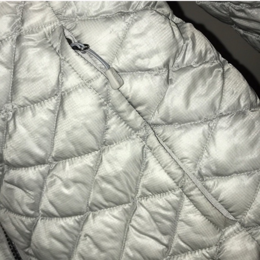 North Face jacket - Picture 5 of 5
